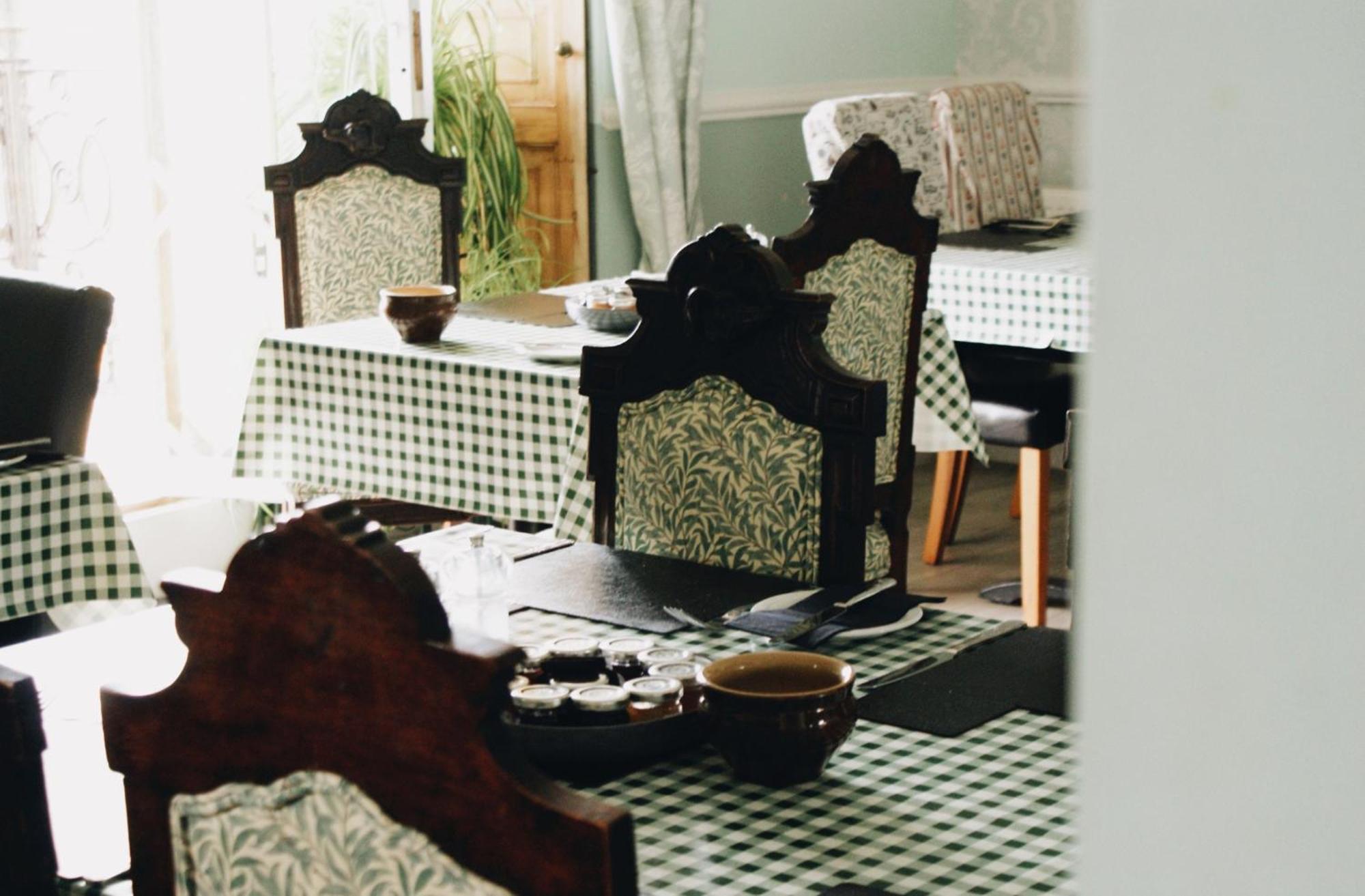 Ranscombe House Bed & Breakfast Бриксам Екстериор снимка